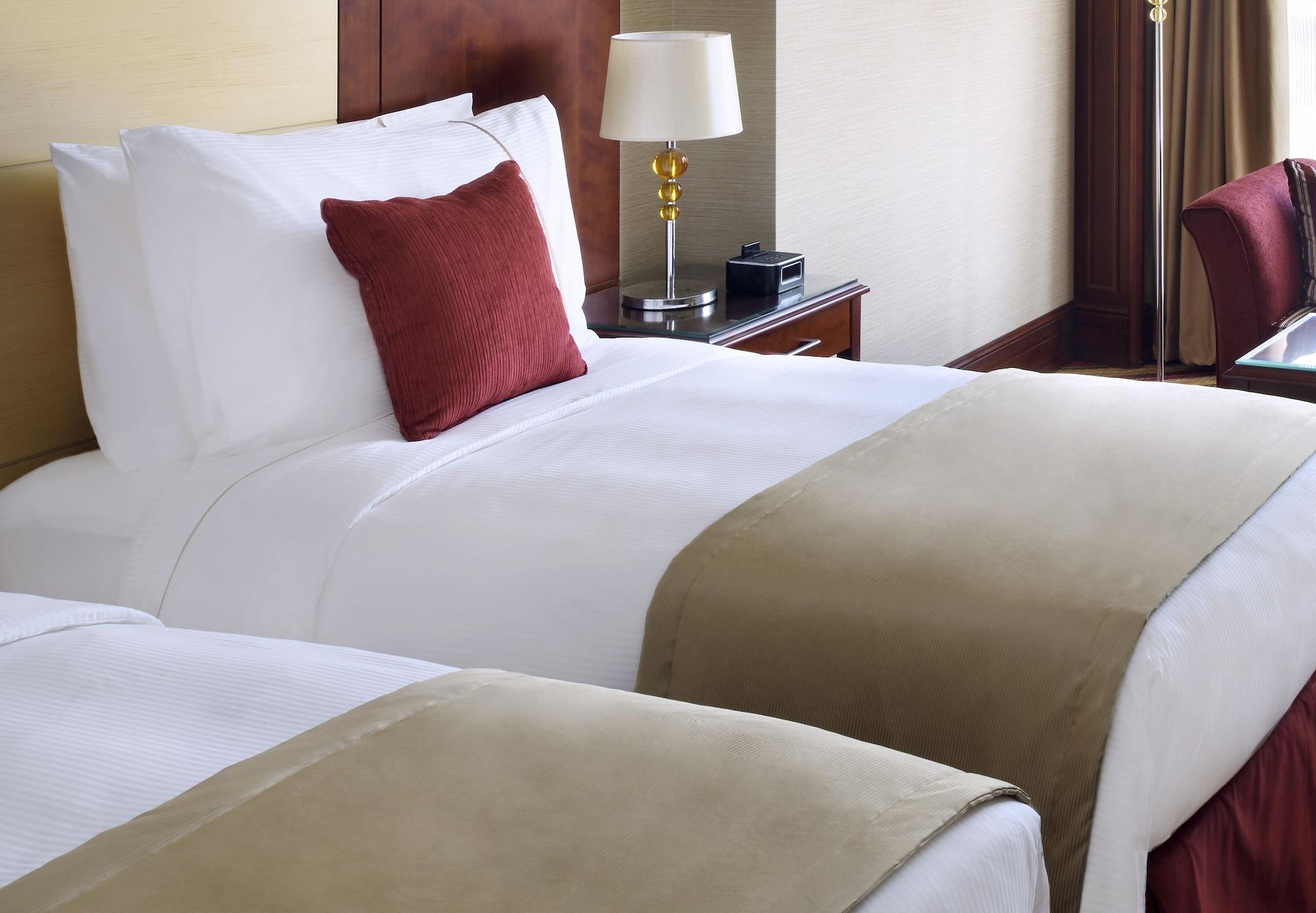 Moevenpick Hotel City Star Jeddah Exterior foto A bed runner