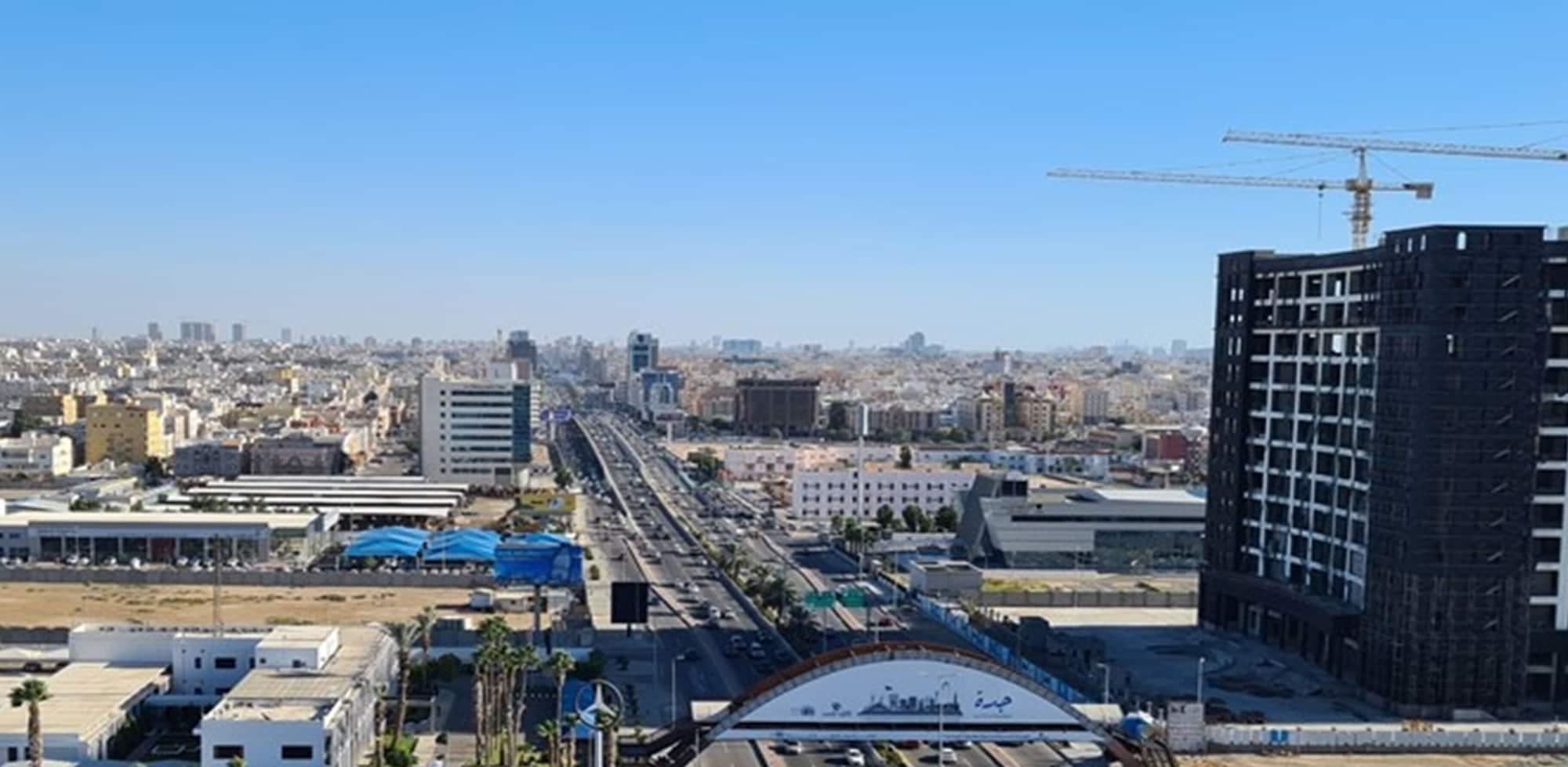Moevenpick Hotel City Star Jeddah Exterior foto View of the 101 Freeway in the San Fernando Valley