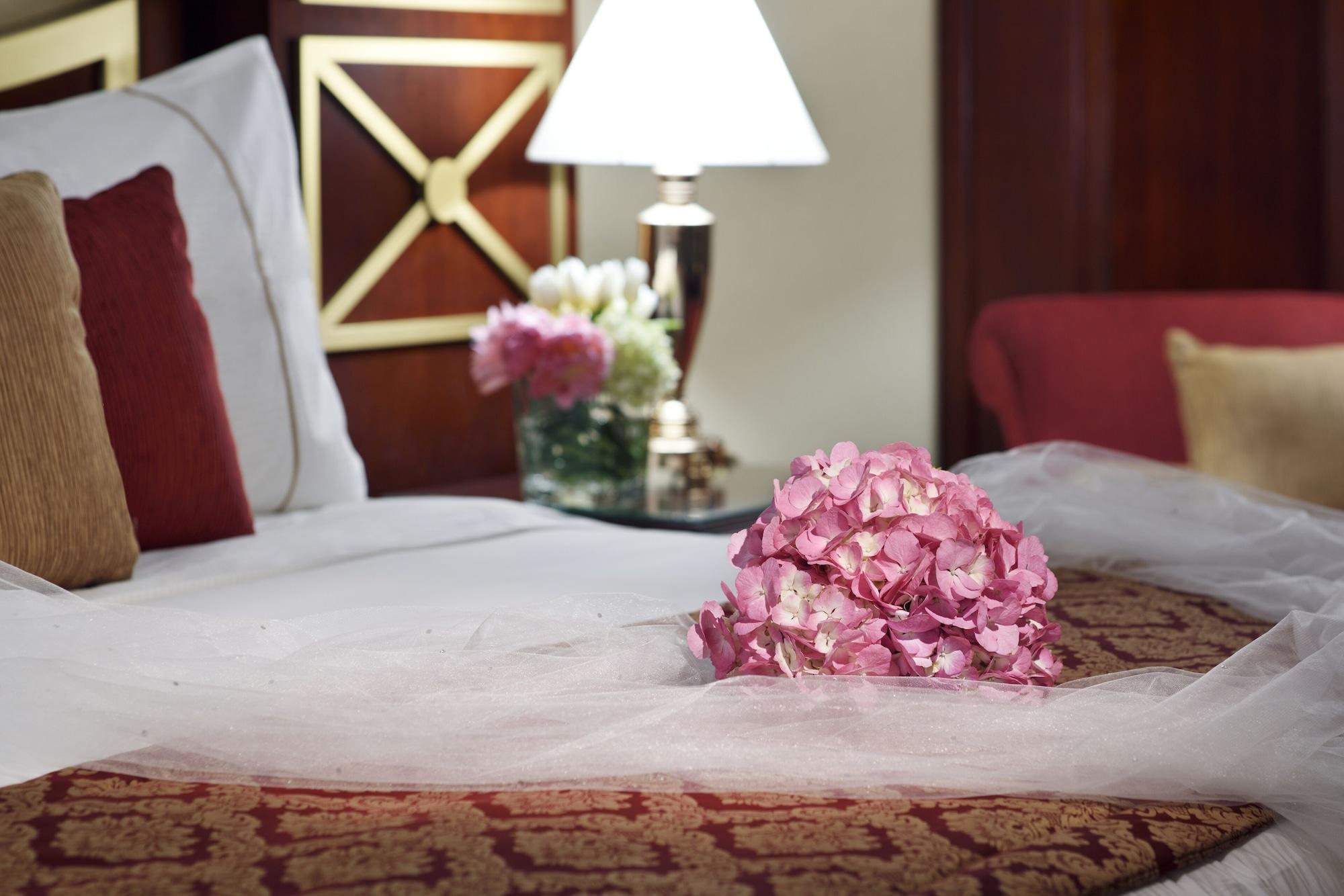 Moevenpick Hotel City Star Jeddah Exterior foto A bridal suite