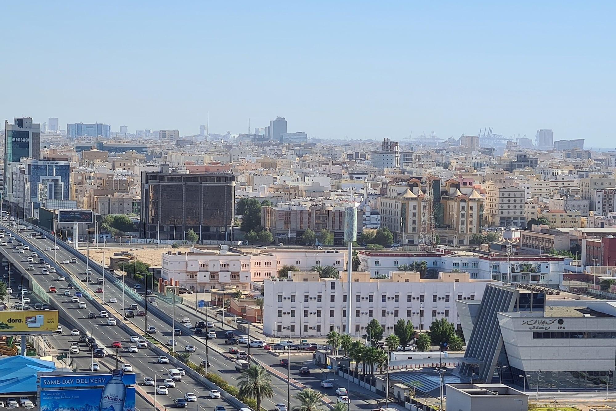 Moevenpick Hotel City Star Jeddah Exterior foto Riyadh skyline