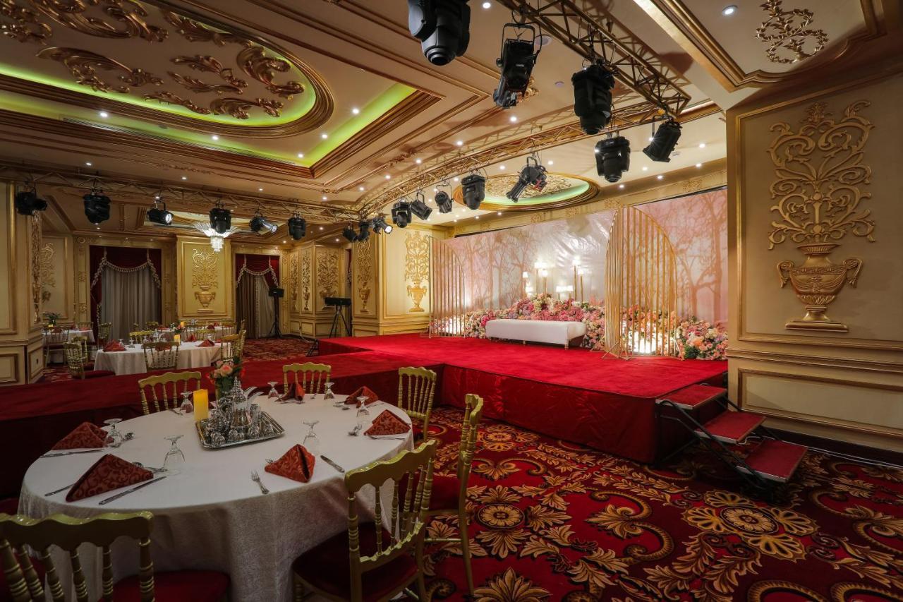 Moevenpick Hotel City Star Jeddah Exterior foto The ballroom