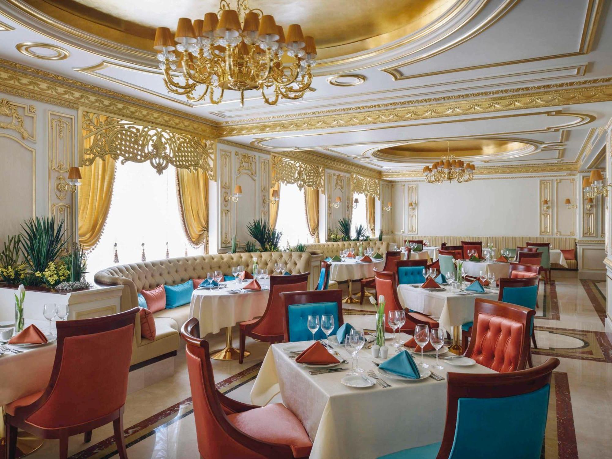Moevenpick Hotel City Star Jeddah Exterior foto Restaurant