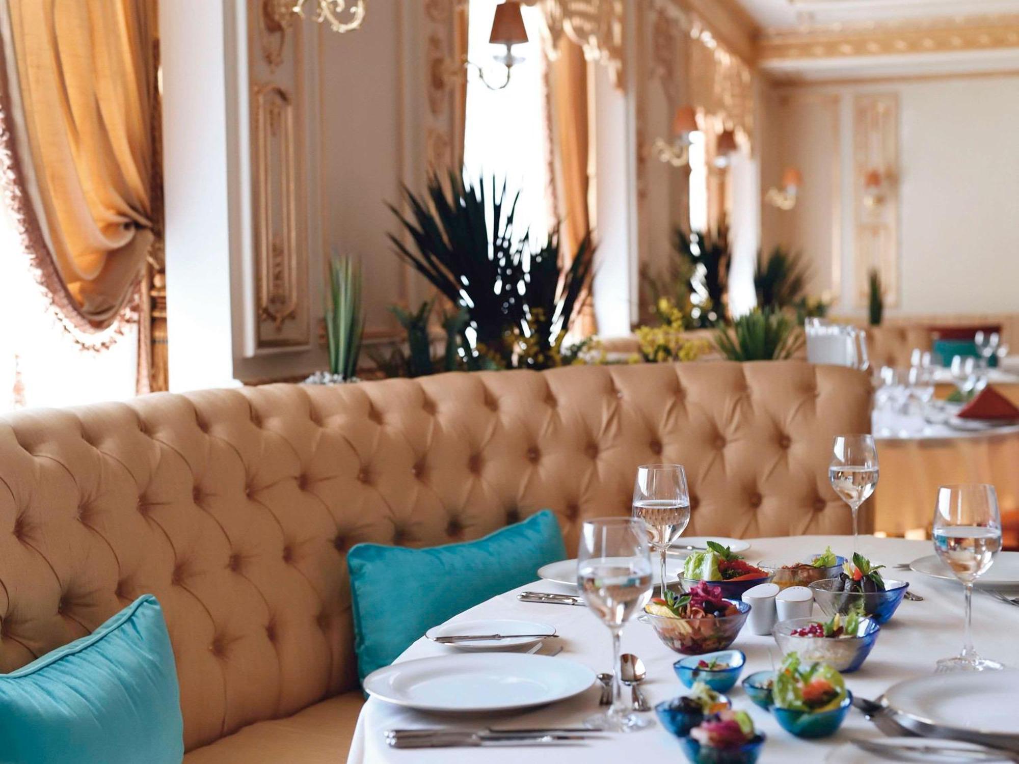 Moevenpick Hotel City Star Jeddah Exterior foto Restaurant