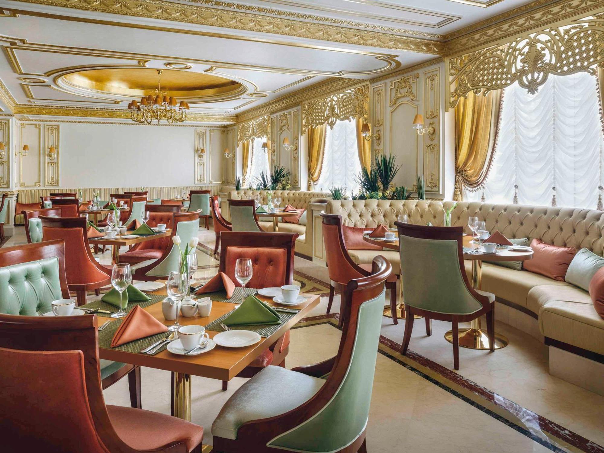 Moevenpick Hotel City Star Jeddah Exterior foto Restaurant